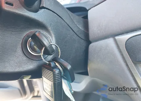 2003 Ford Focus Zts z USA, uszkodzony, nr VIN 1FAFP38383W241883